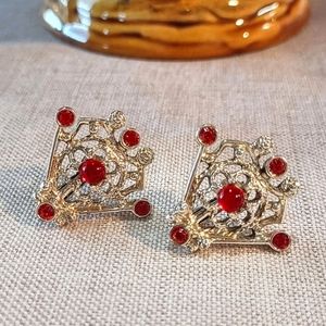 Vintage Sarah Coventry Earrings Clip On Gold Red Excellent Condition
